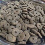 כופתיות מזון לכלבים פיטמין לייט אנד סניור Fitmin